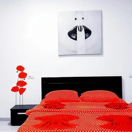 Costy Central Apartament *