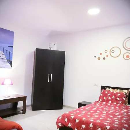 Costy Central Apartament Apartment *