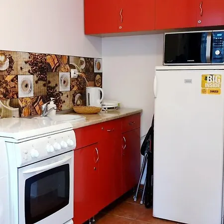 Costy Central Apartament *